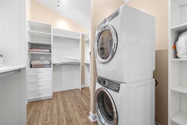 5169 OXFORD DRIVE, Sarasota, FL 34242