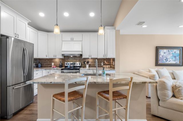 5169 OXFORD DRIVE, Sarasota, FL 34242