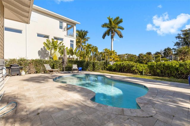 5169 OXFORD DRIVE, Sarasota, FL 34242