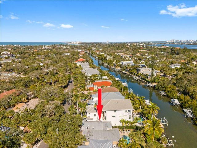 5169 OXFORD DRIVE, Sarasota, FL 34242