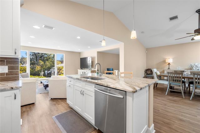 5169 OXFORD DRIVE, Sarasota, FL 34242