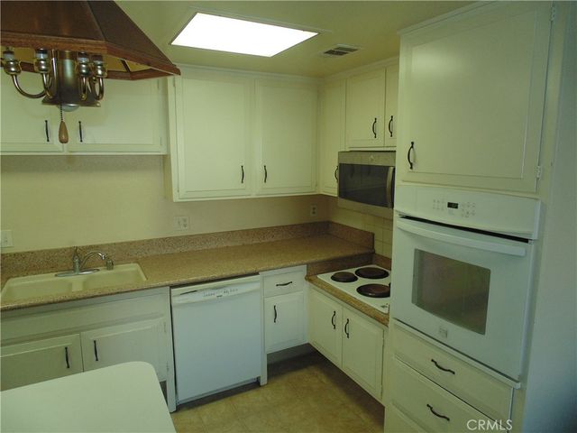 1121 Northwood Road 237C, Seal Beach, CA 90740