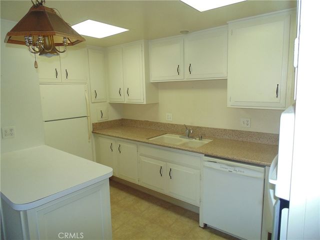 1121 Northwood Road 237C, Seal Beach, CA 90740