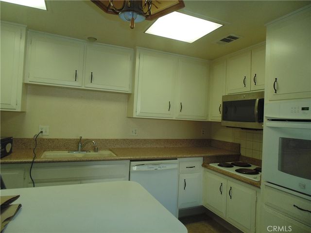 1121 Northwood Road 237C, Seal Beach, CA 90740