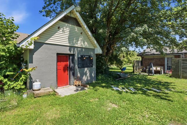 7563 Bethel Rd, Goodlettsville, TN 37072