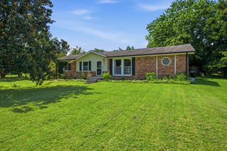 7563 Bethel Rd, Goodlettsville, TN 37072