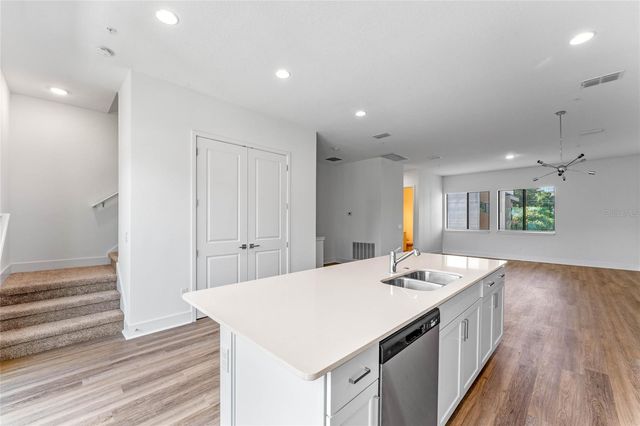 42 W HARDING STREET C, Orlando, FL 32806