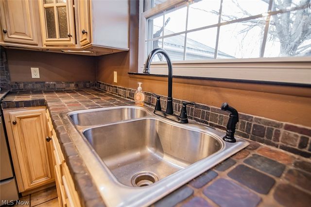 2007 20th Street, Parkersburg, WV 26101