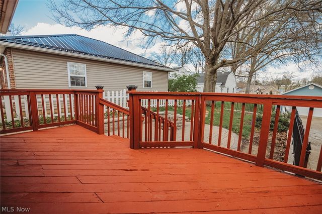 2007 20th Street, Parkersburg, WV 26101