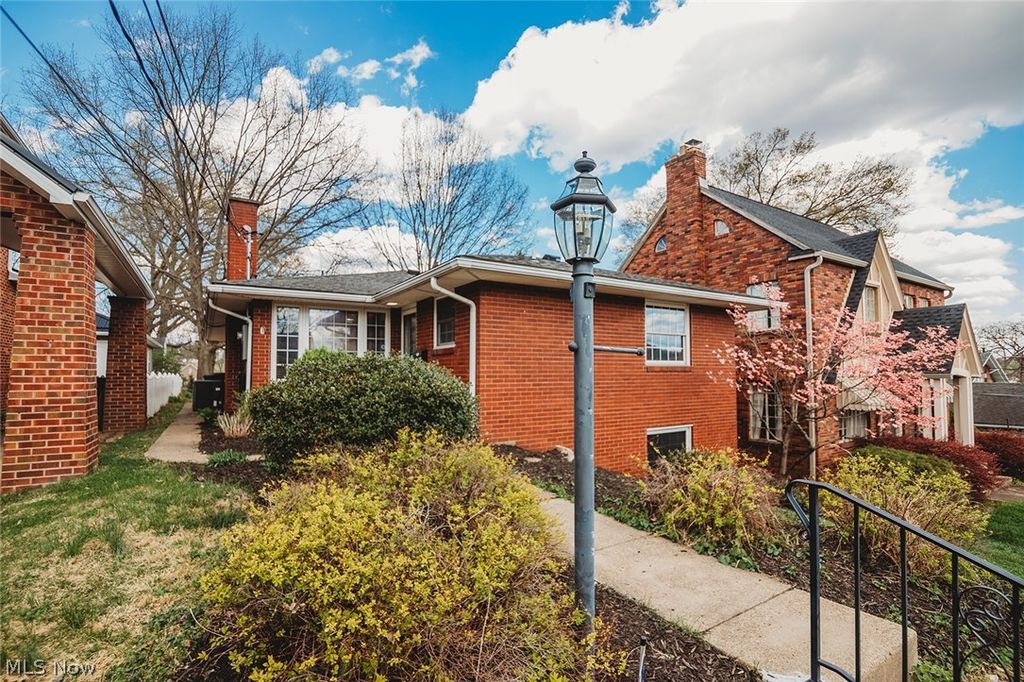 2007 20th Street, Parkersburg, WV 26101