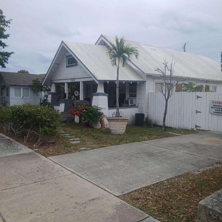 522 49th Street, West Palm Beach, FL 33407