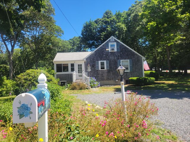 177 Bayview Circle, Osterville, MA 02655