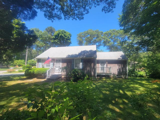 177 Bayview Circle, Osterville, MA 02655