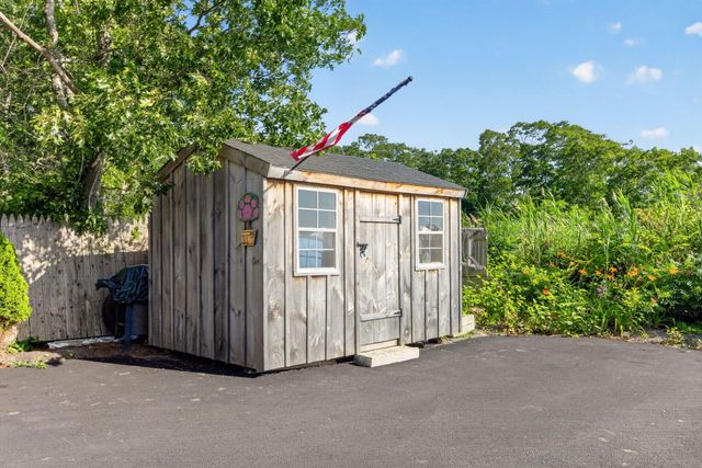 21 Kens Way Street, West Yarmouth, MA 02673