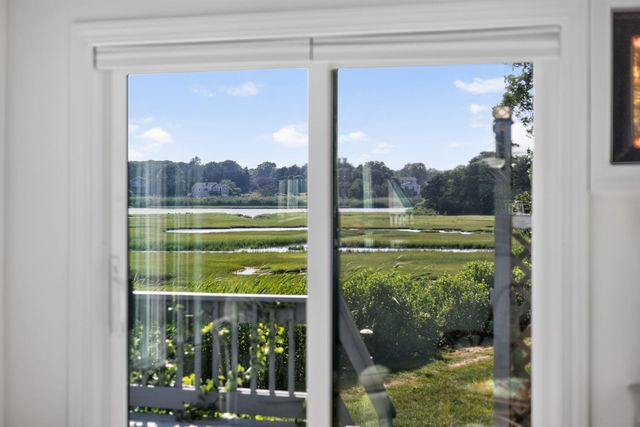 21 Kens Way Street, West Yarmouth, MA 02673