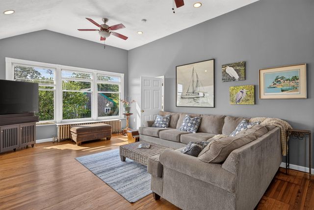 21 Kens Way Street, West Yarmouth, MA 02673
