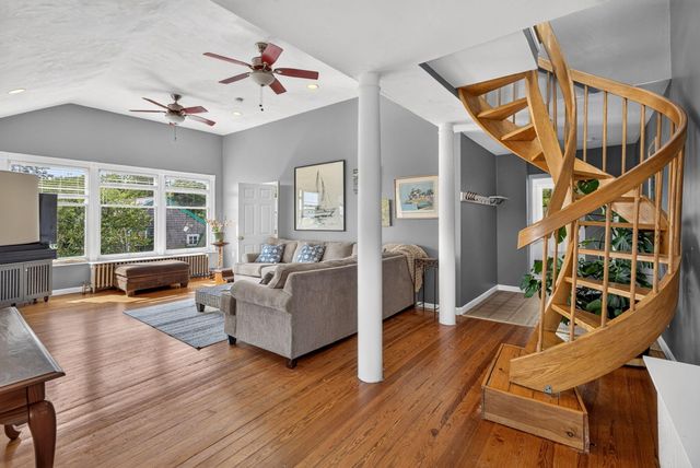 21 Kens Way Street, West Yarmouth, MA 02673