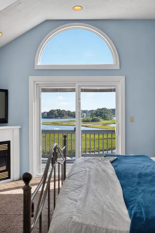21 Kens Way Street, West Yarmouth, MA 02673