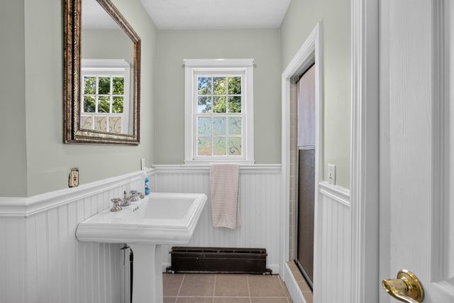 21 Kens Way Street, West Yarmouth, MA 02673