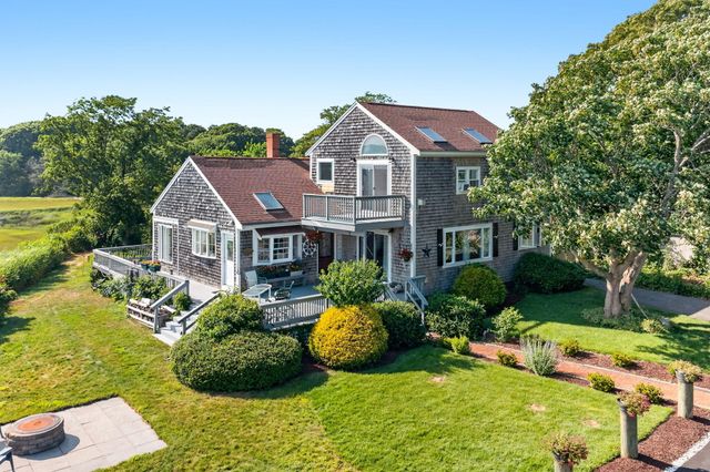 21 Kens Way Street, West Yarmouth, MA 02673