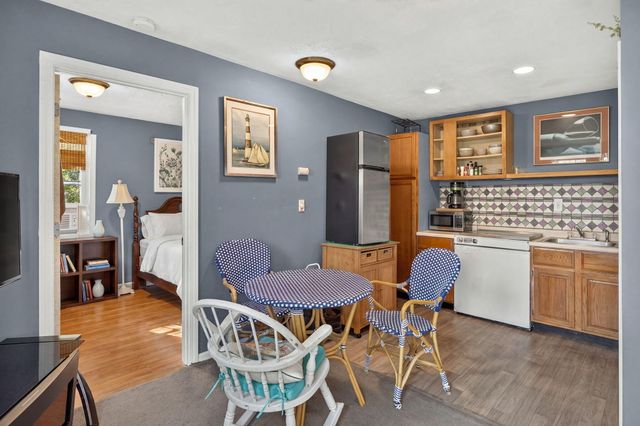 21 Kens Way Street, West Yarmouth, MA 02673