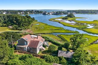 21 Kens Way Street, West Yarmouth, MA 02673