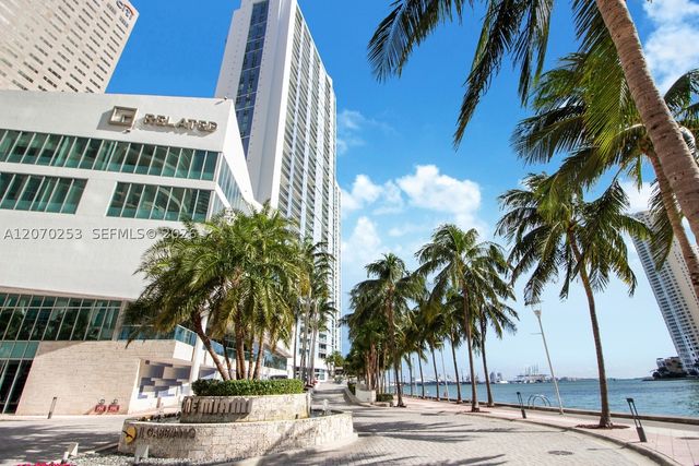 335 S Biscayne Blvd 1910, Miami, FL 33131