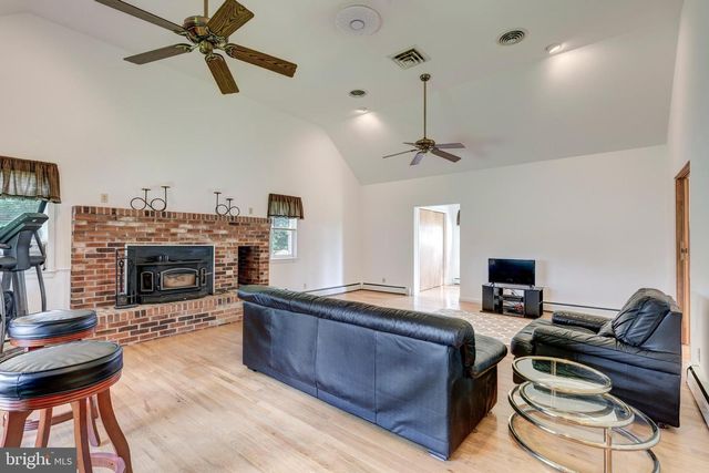 1722 EMORY RD, Reisterstown, MD 21136