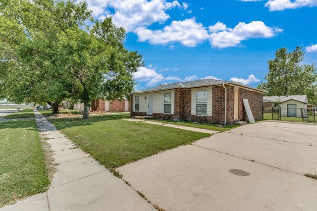1601 E Catalina, Wichita, KS 67216