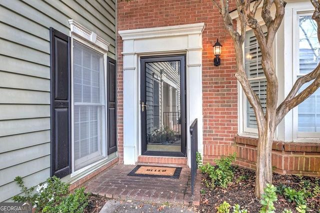 27 Mount Vernon Circle, Atlanta, GA 30338