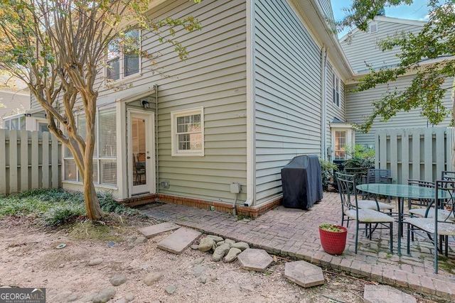 27 Mount Vernon Circle, Atlanta, GA 30338