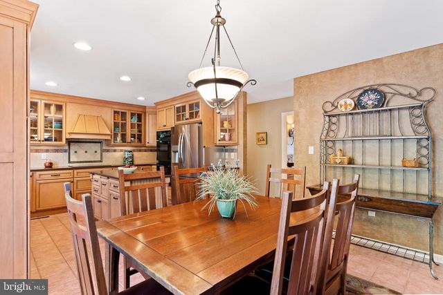 16 APPALOOSA WAY, Carlisle, PA 17015