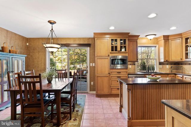 16 APPALOOSA WAY, Carlisle, PA 17015