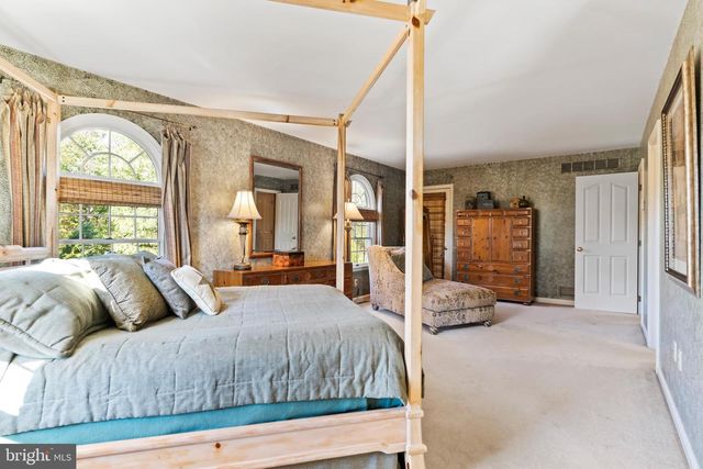 16 APPALOOSA WAY, Carlisle, PA 17015