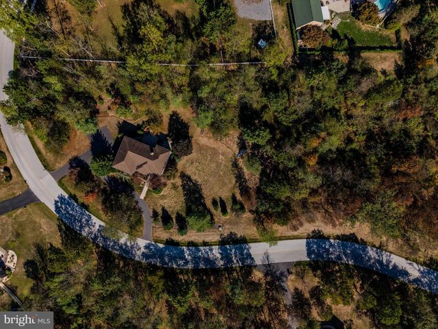 16 APPALOOSA WAY, Carlisle, PA 17015