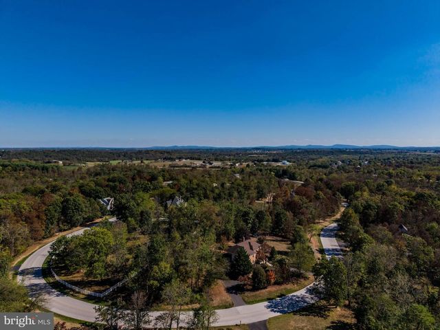 16 APPALOOSA WAY, Carlisle, PA 17015