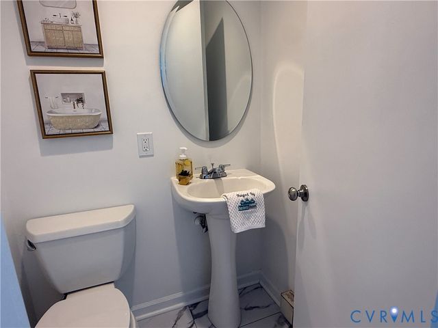 2227 Coxendale, Chester, VA 23831