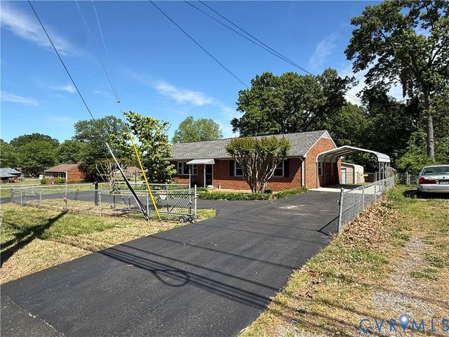2227 Coxendale, Chester, VA 23831