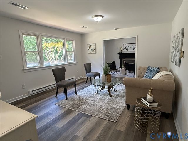 2227 Coxendale, Chester, VA 23831
