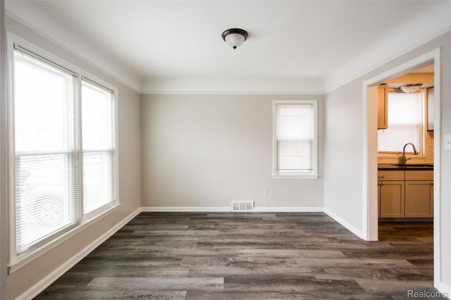 17136 Birchcrest Drive, Detroit, MI 48221