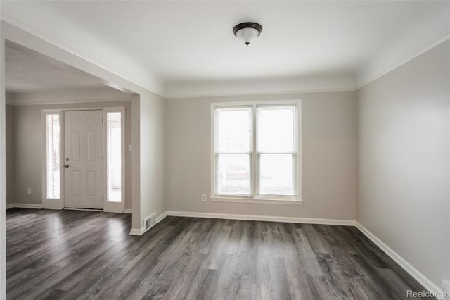 17136 Birchcrest Drive, Detroit, MI 48221