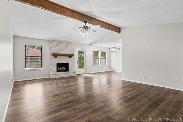 10002 E 117th Place S, Bixby, OK 74008