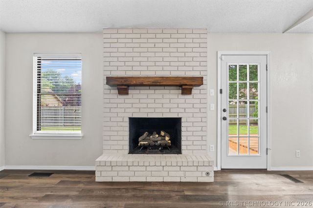 10002 E 117th Place S, Bixby, OK 74008