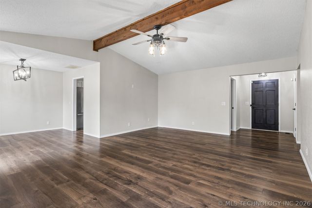 10002 E 117th Place S, Bixby, OK 74008