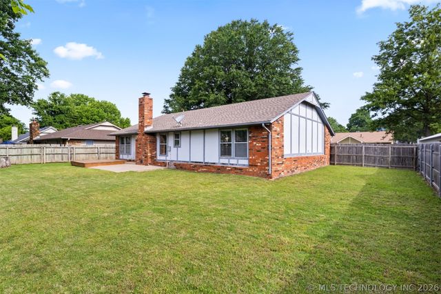 10002 E 117th Place S, Bixby, OK 74008