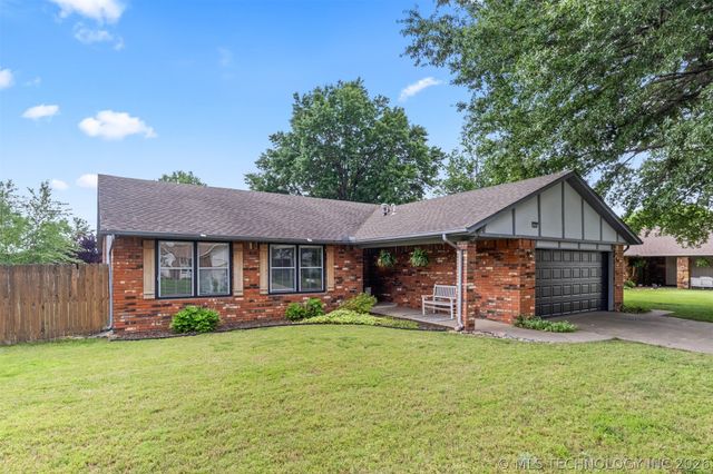 10002 E 117th Place S, Bixby, OK 74008