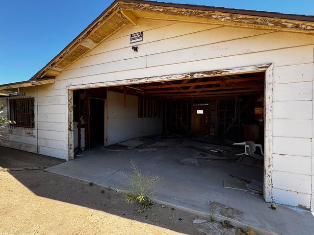 757 Mt Nebo Road, Joshua Tree, CA 92252