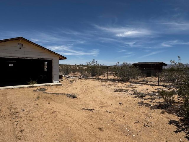757 Mt Nebo Road, Joshua Tree, CA 92252