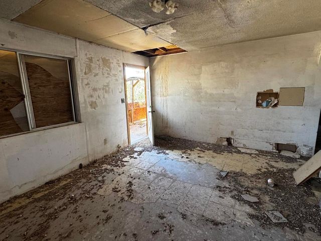 757 Mt Nebo Road, Joshua Tree, CA 92252