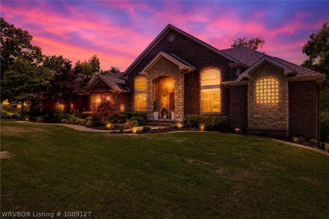 911 Fir Drive, Van Buren, AR 72956